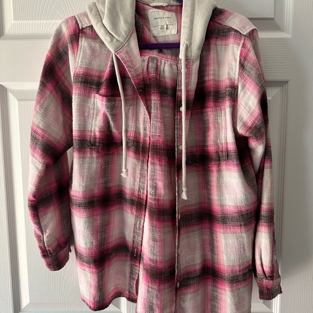 American Eagle Outfitters Pink and Gray Button Down Shirt